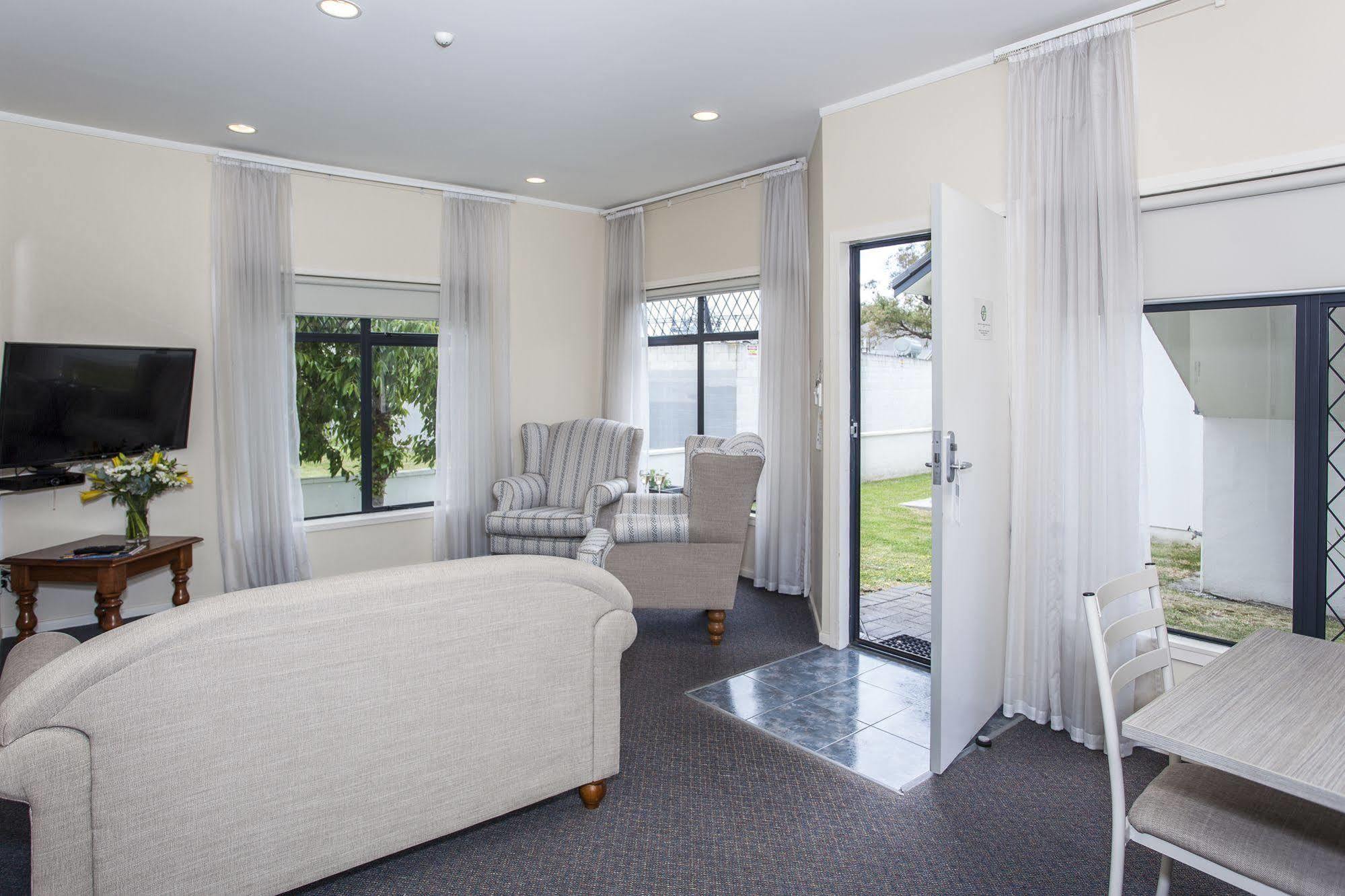 Te Mata Lodge Хейвлок Норт Екстериор снимка
