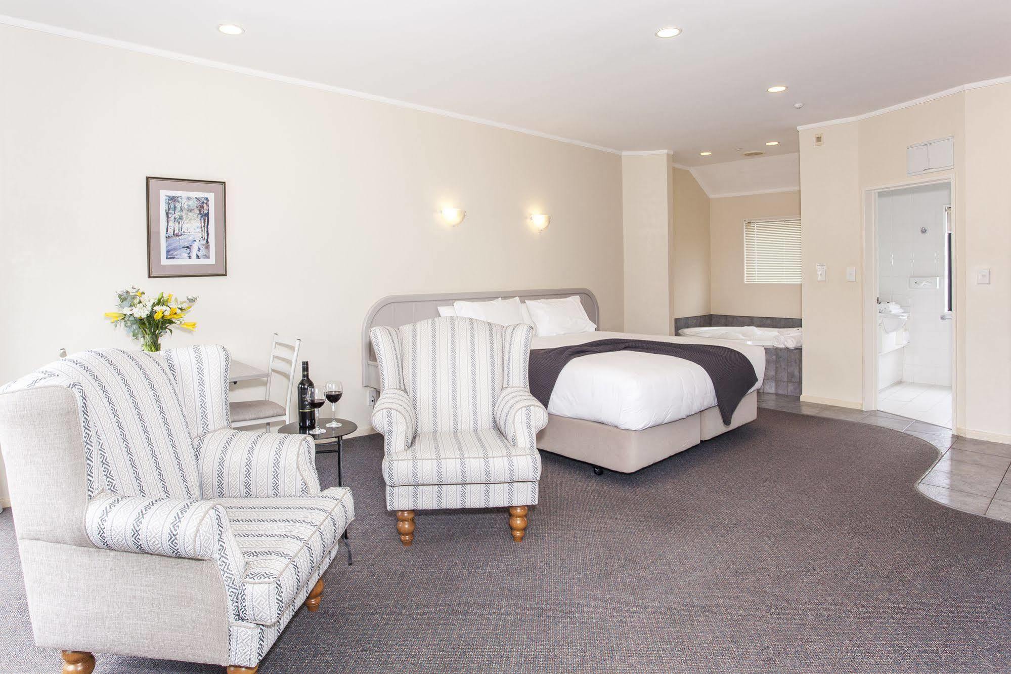 Te Mata Lodge Хейвлок Норт Екстериор снимка