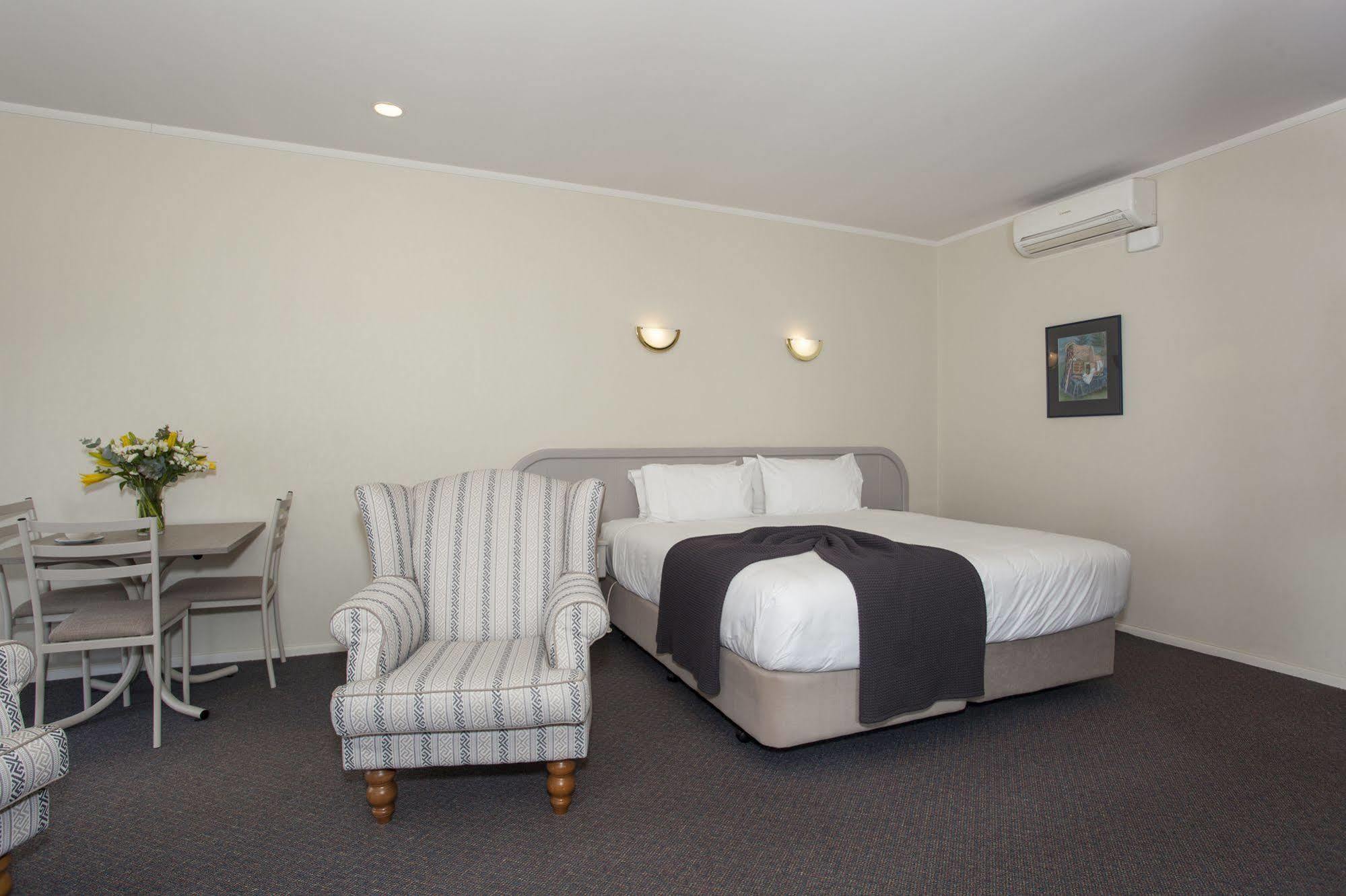Te Mata Lodge Хейвлок Норт Екстериор снимка